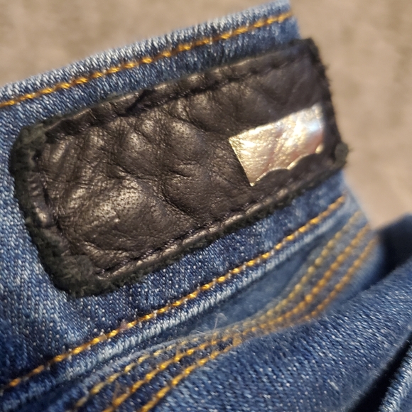 Levi's Womens Jean Capris - Picture 6 of 6